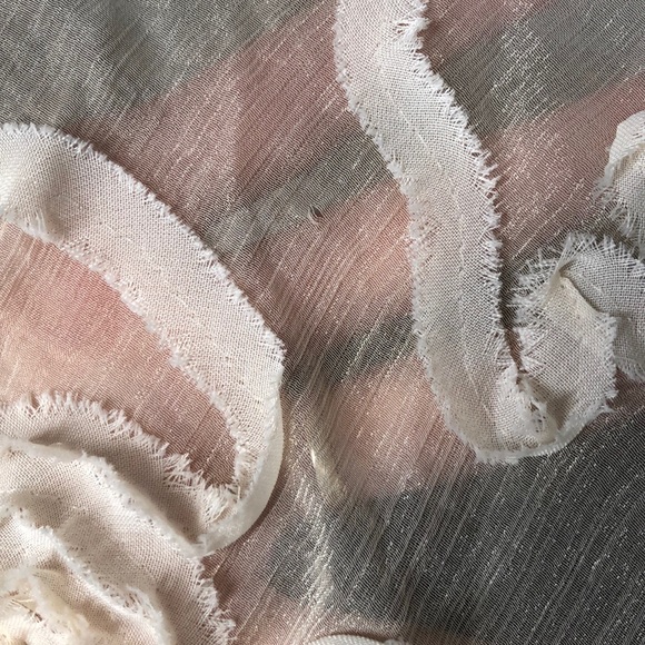 Shawl Scarf - Picture 5 of 6